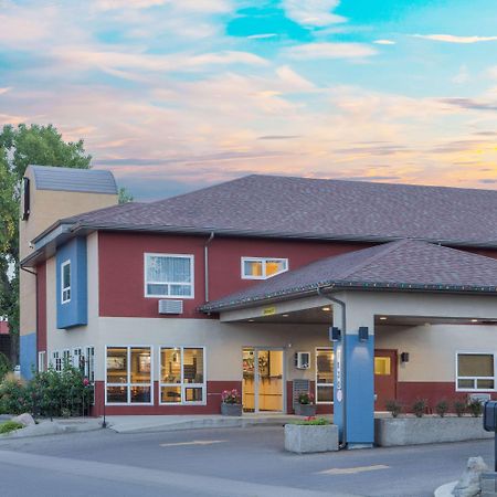 Super 8 By Wyndham Lethbridge Hotel Buitenkant foto